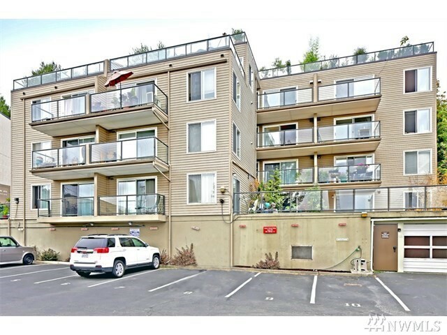 Property Photo:  3022 SW Bradford St 2  WA 98126 