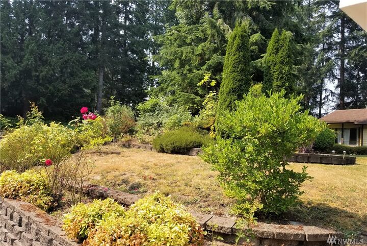 Property Photo: 11 170th Place SE WA 98012