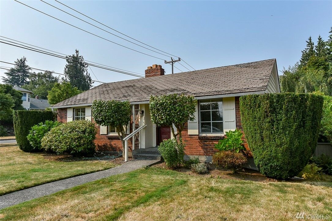 Property Photo: 3422 W Smith Street WA 98199