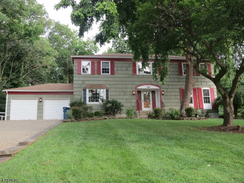 Property Photo:  8 Blue Ridge Ave  NJ 08812 