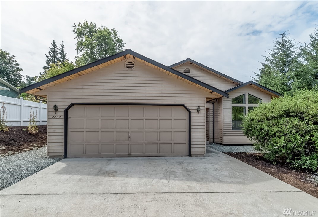 2202 Horizon St  Mount Vernon WA 98273 photo