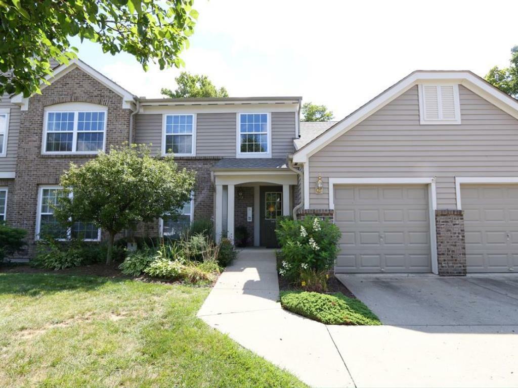 Property Photo: 5878 Stonebridge Circle 303 OH 45150