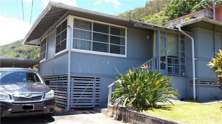 Property Photo:  1576 Wailele Street  HI 96819 