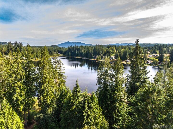 Property Photo:  8899 W Lake Cochran Rd  WA 98272 