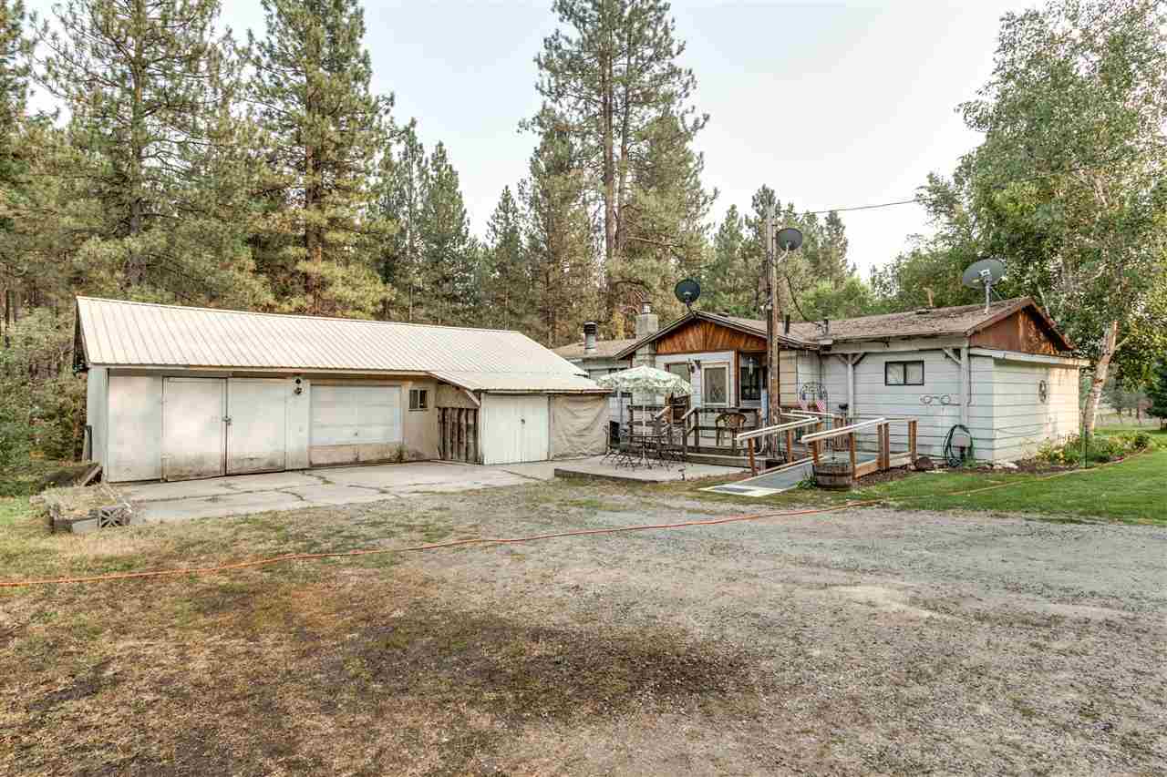 Property Photo:  8720 N Brooks Rd  WA 99224 