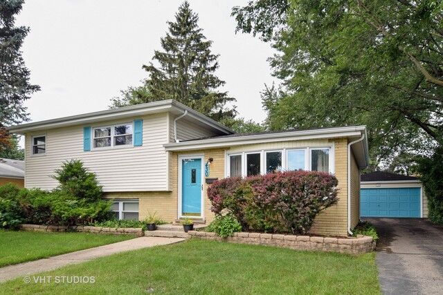 Property Photo:  430 Park Street  IL 60172 