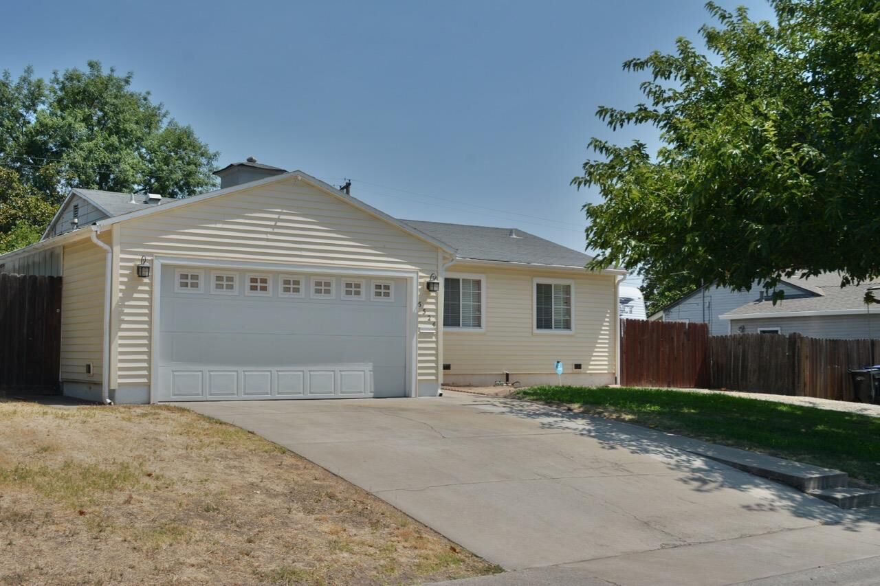 Property Photo: 5524 Woodleigh Drive CA 95608
