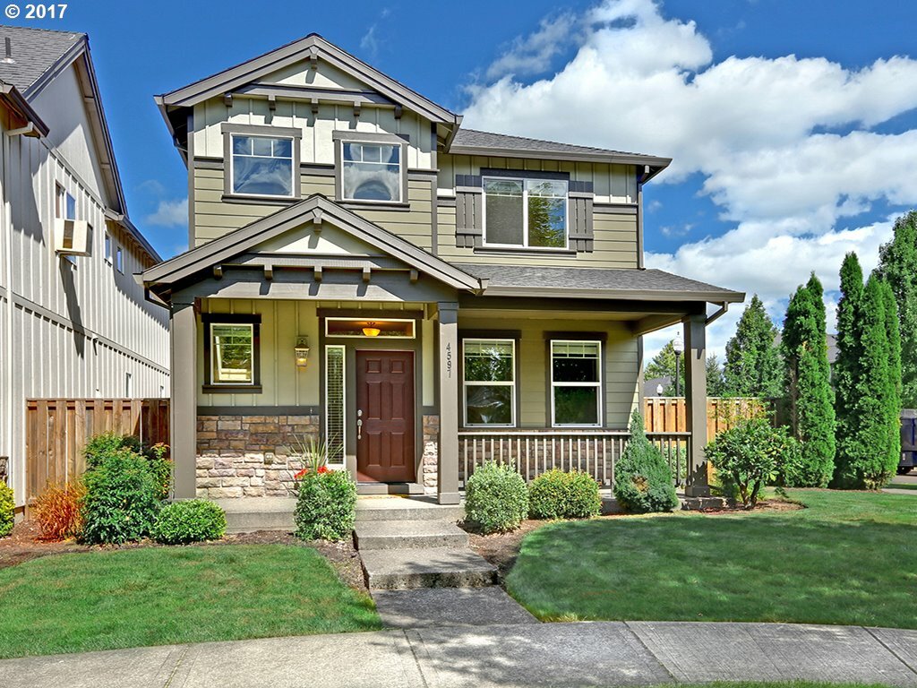 Property Photo: 4597 SE Olivewood St OR 97123