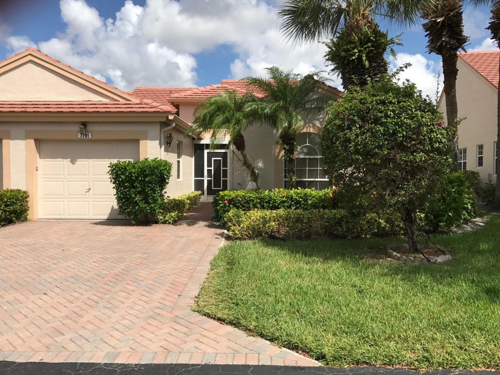 Property Photo:  7791 Silver Lake Drive  FL 33446 