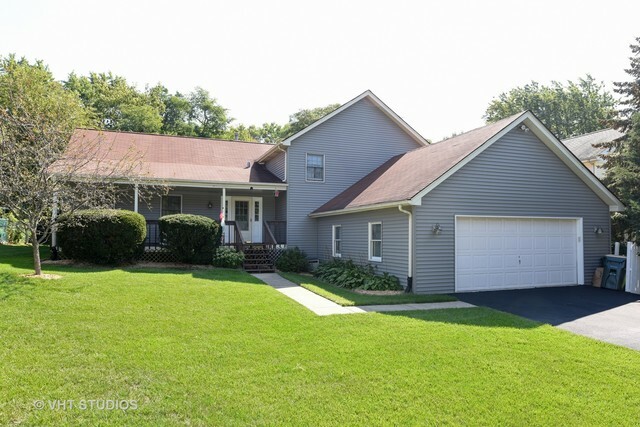 Property Photo: 8923 Palisades Road IL 60527