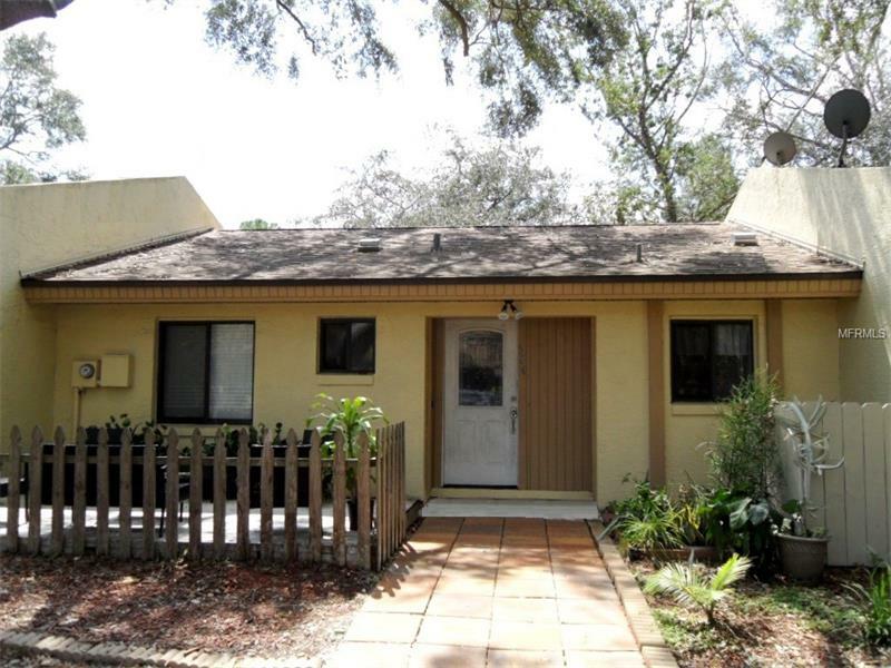 Property Photo: 504 Derby Drive FL 32714