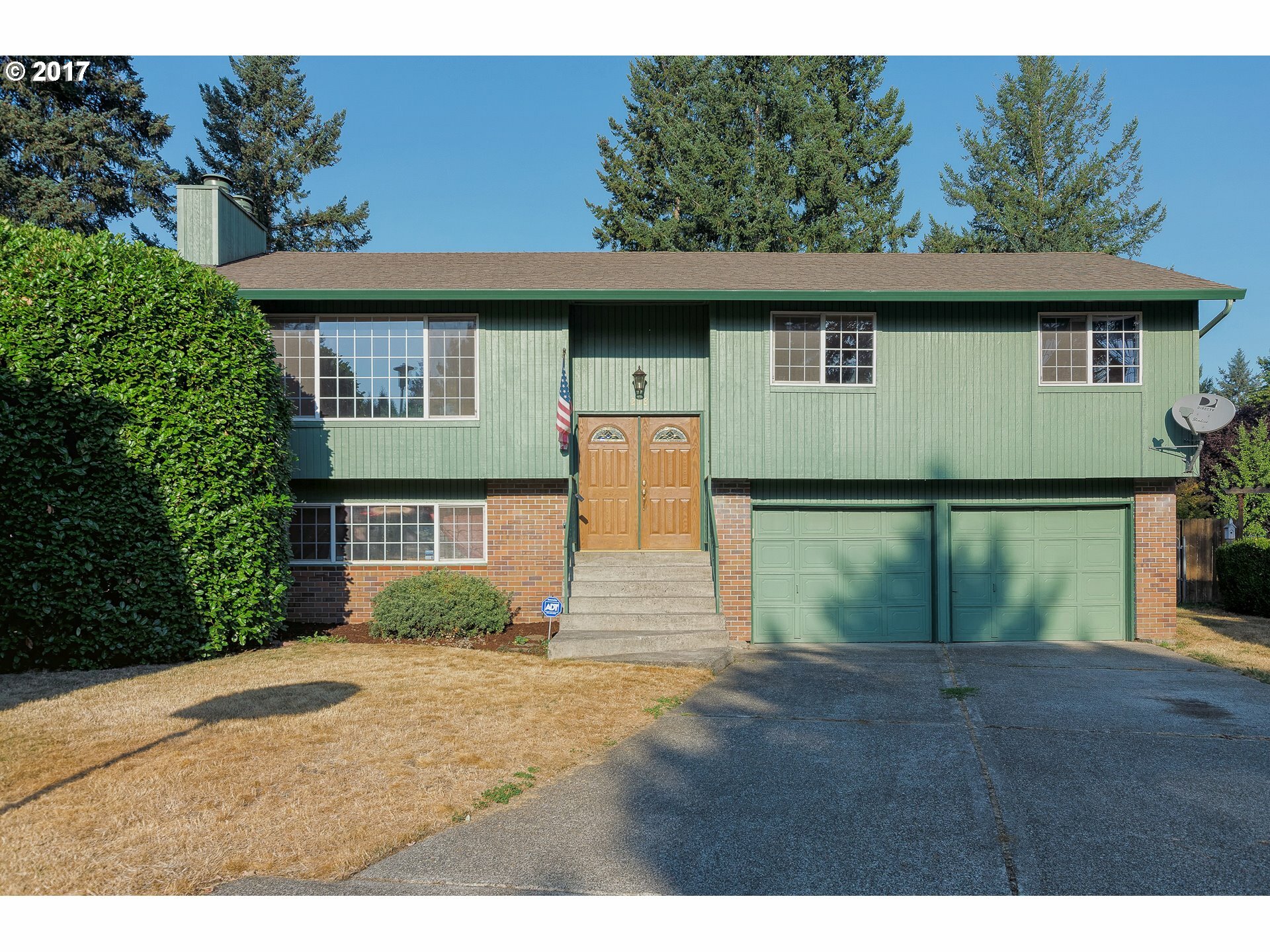 Property Photo:  218 NE 149th Ave  WA 98684 