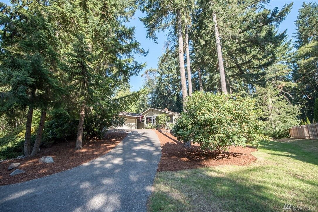 Property Photo: 3913 101st St Ct WA 98335