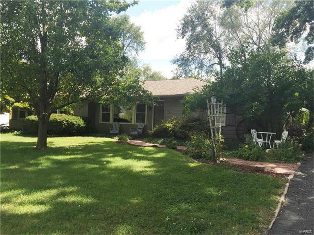 Property Photo: 1110 Belleville Street IL 62254