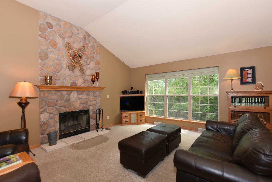 Property Photo:  5017 Buena Park Rd  WI 53185 