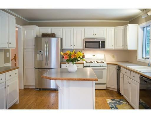 Property Photo: 20 Meadowood Dr MA 01075