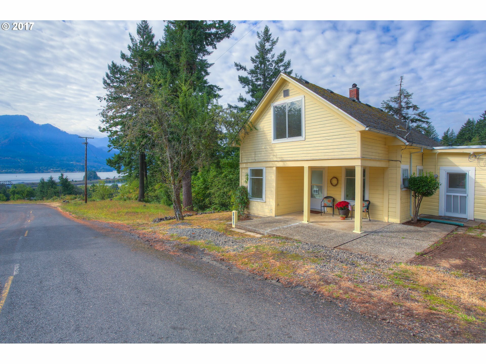 Property Photo:  133 NW Willard  WA 98648 