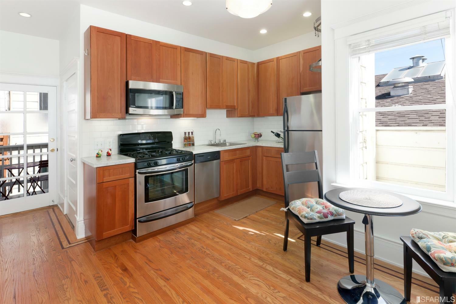 Property Photo:  63 A Grace Street  CA 94103 