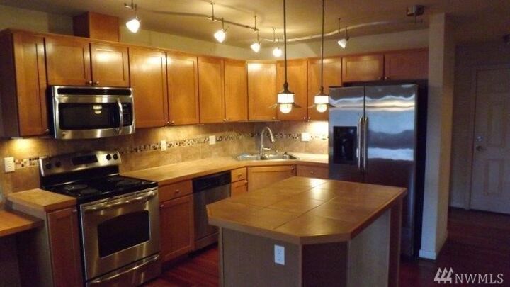 13203 97th Avenue E 304  Puyallup WA 98373 photo