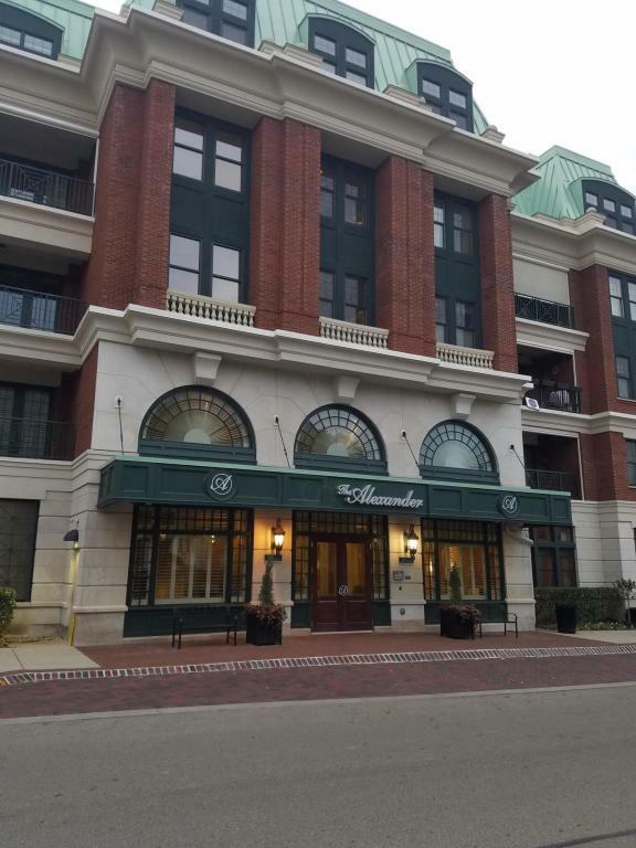 Property Photo: 500 S Parkview Avenue OH 43209