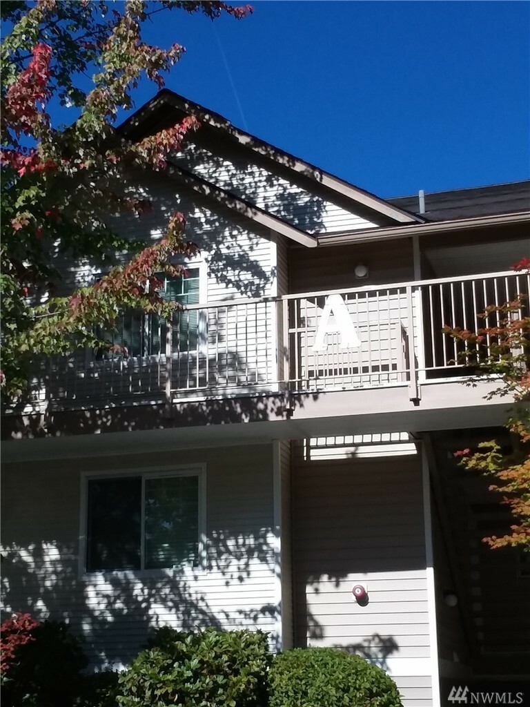 Property Photo: 11527 Highway 99 A303 WA 98204