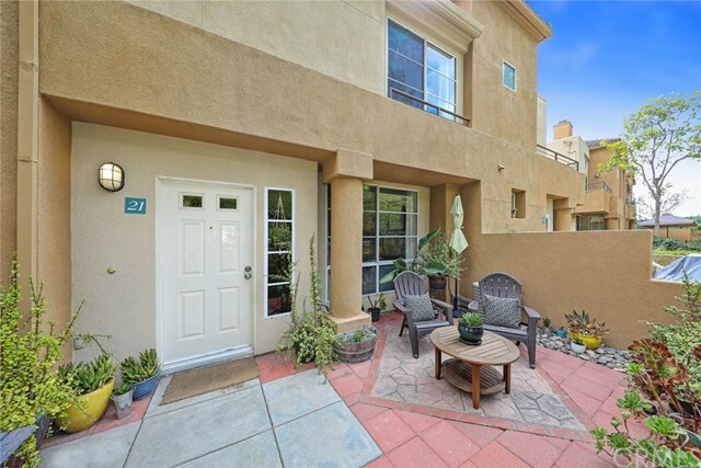 Property Photo:  21 Tradewinds  CA 92656 