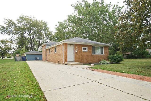 Property Photo: 29 Wisconsin Avenue IL 60101
