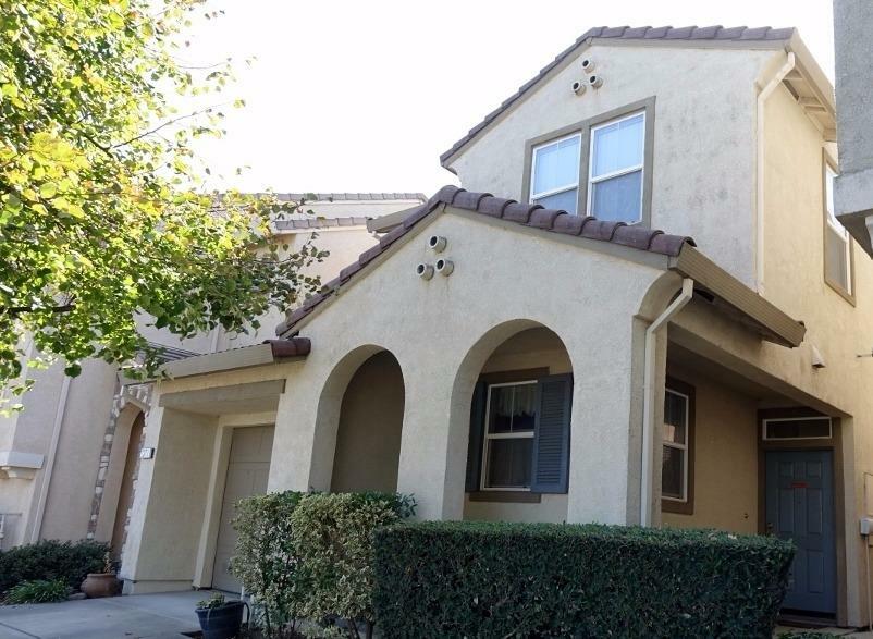 Property Photo:  2371 Snowberry Circle  CA 95691 