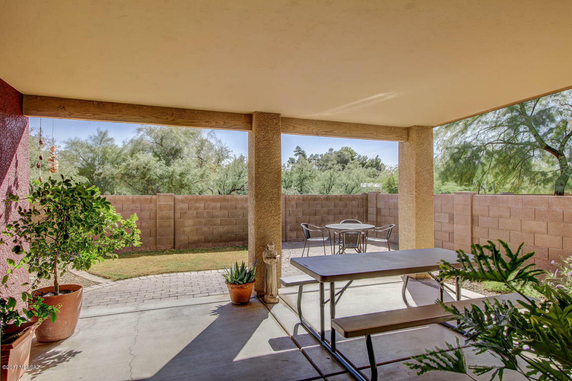 Property Photo:  4234 E Wading Pond Drive  AZ 85712 