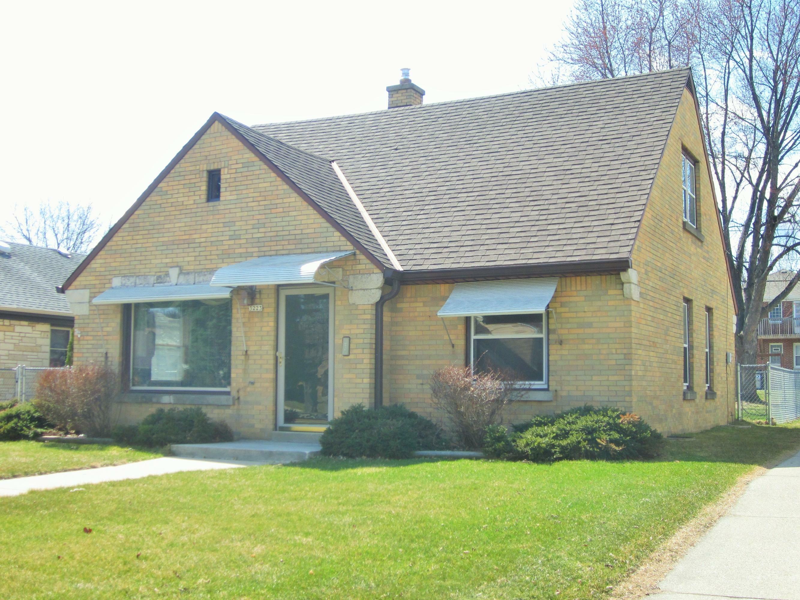 Property Photo:  3223 S 37th St  WI 53215 