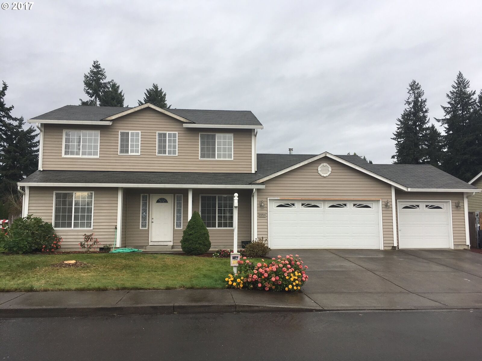 Property Photo:  15906 NE 79th Way  WA 98682 