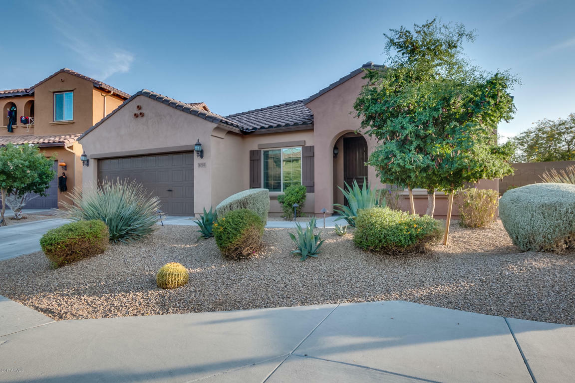 Property Photo:  3765 E Covey Lane  AZ 85050 