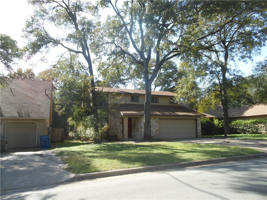 Property Photo:  9728 Moorberry Street  TX 78729 