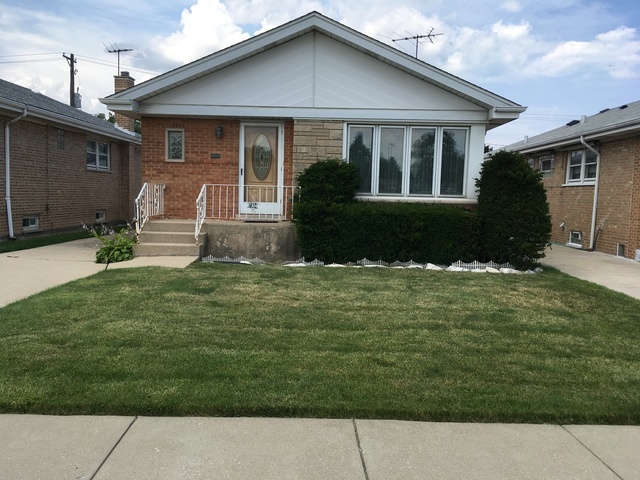 Property Photo: 7304 Bryn Mawr Avenue IL 60631