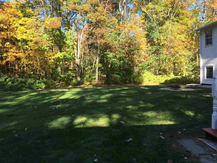 Property Photo: 6 Woodland Circle NH 03304
