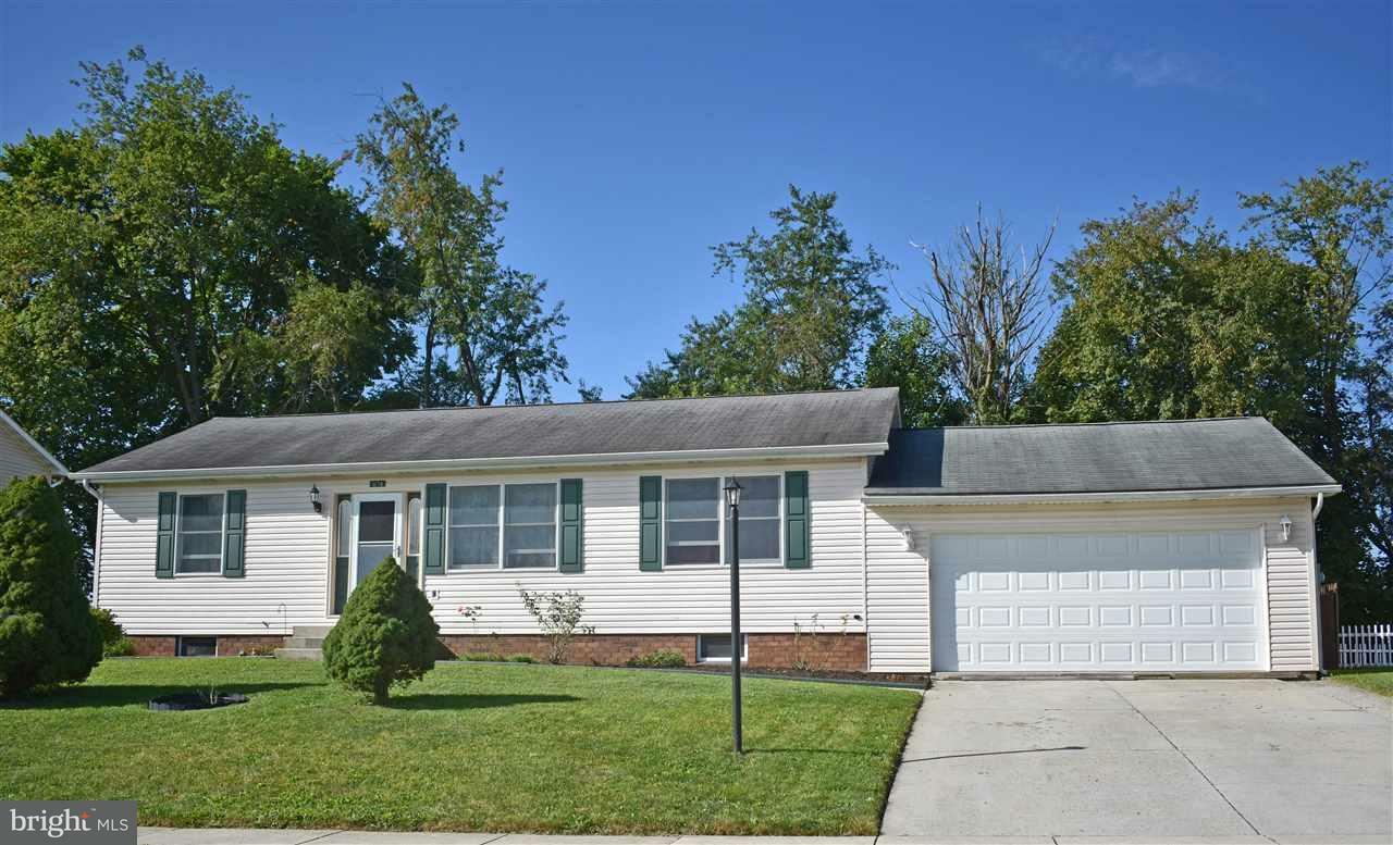 Property Photo:  1674 Taylor Drive  PA 17331 