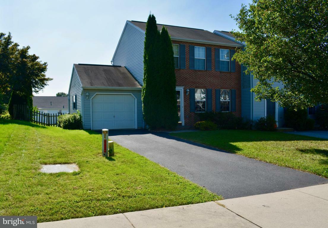 Property Photo: 145 Chelmsford Drive PA 17547