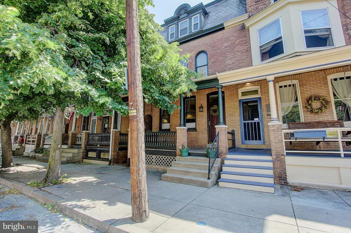 Property Photo: 127 N Pine Street PA 17603