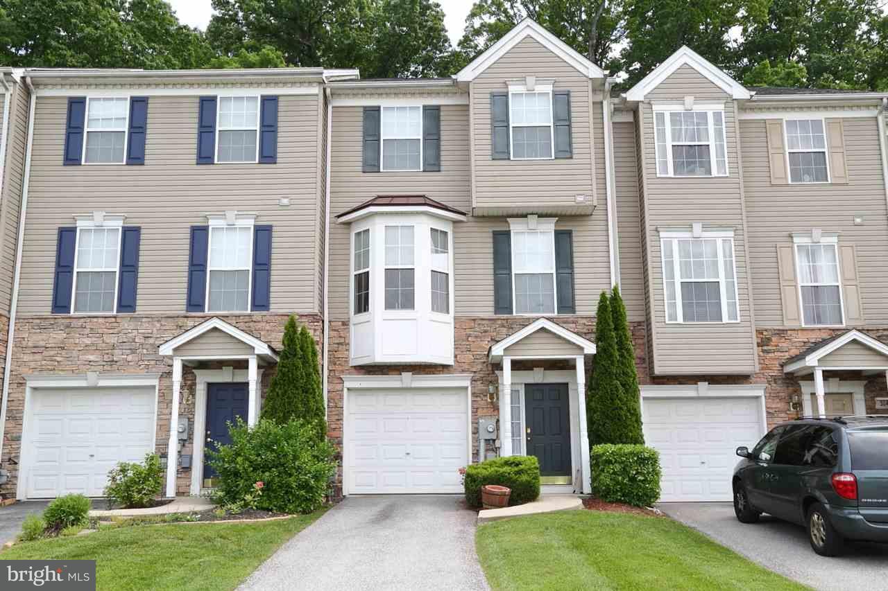 Property Photo: 382 Bruaw Dr PA 17406