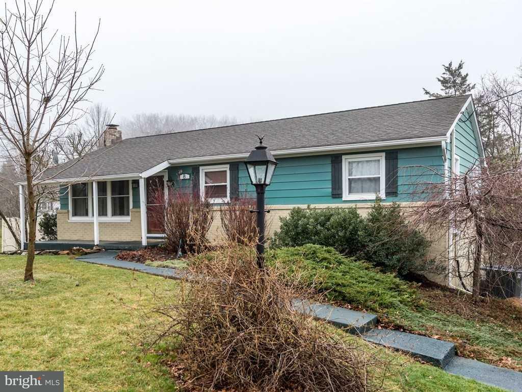 Property Photo:  8 Forest Hills Road  PA 17356 