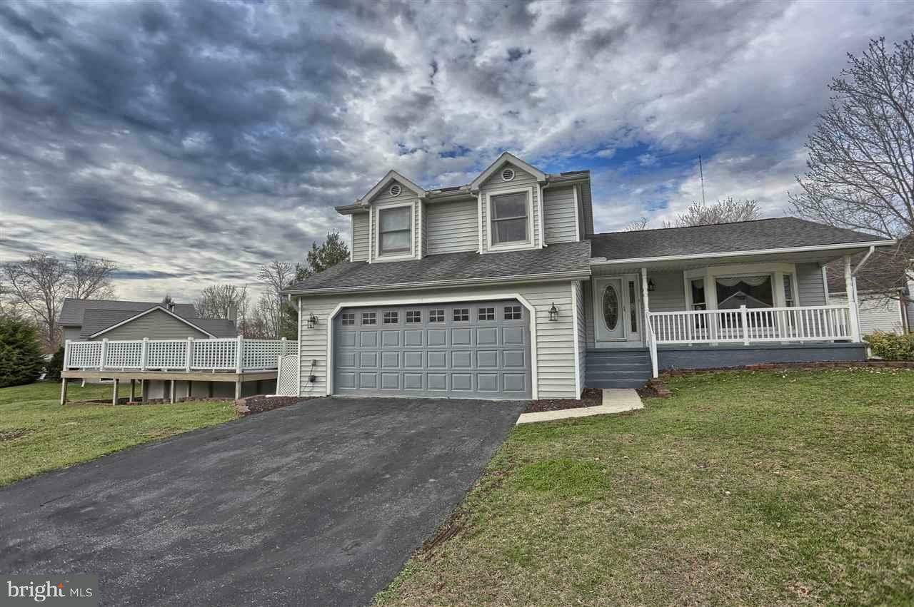 Property Photo:  125 Mountain View Drive  PA 17025 