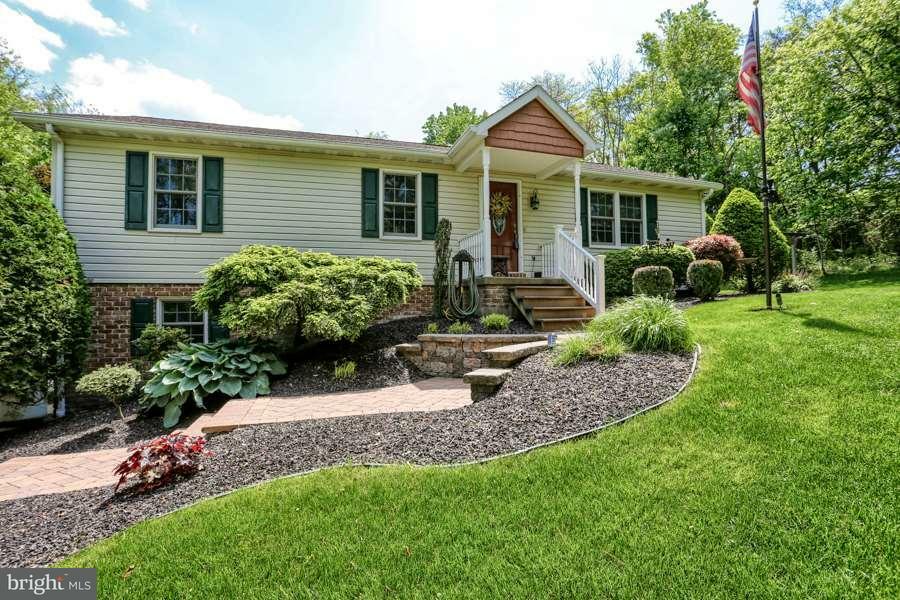 Property Photo:  43 Pennells Church Road  PA 17020 