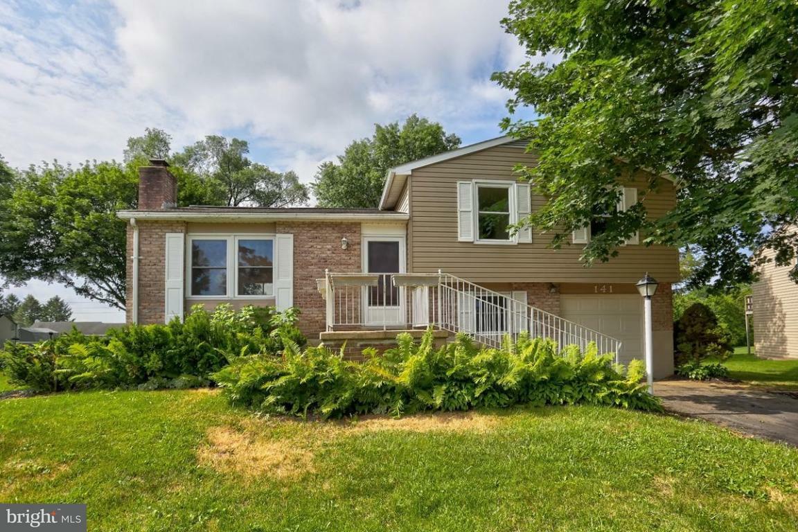 Property Photo: 141 Summer Lane PA 17543