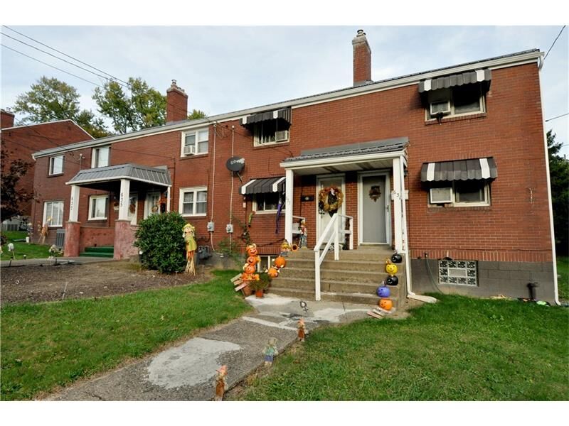 Property Photo:  637 2nd St  PA 15147 