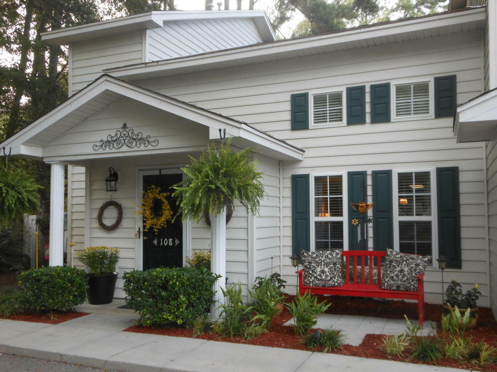 Property Photo:  108 Alyssa Lane  SC 29483 