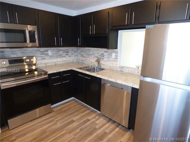 Property Photo: 1601 NE 191st St B307 FL 33179