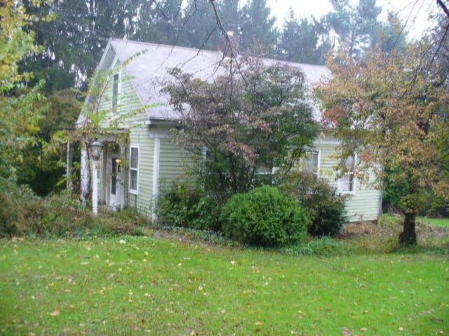 Property Photo:  6910 Logan Thornville NE Road  OH 43150 