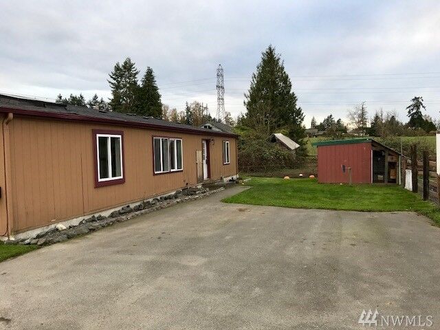 Property Photo:  4411 96th St E  WA 98446 