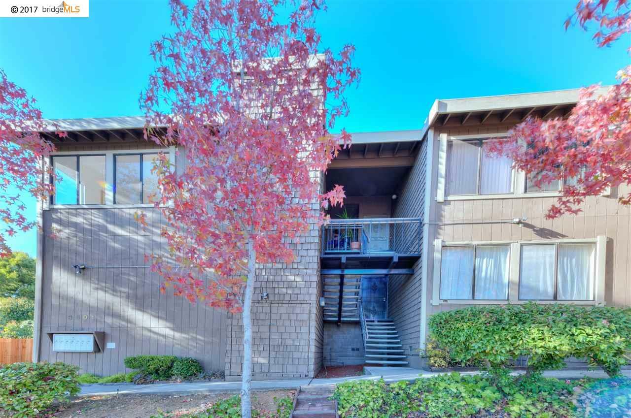 Property Photo:  3501 35th Ave 4  CA 94619 