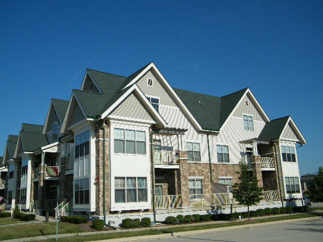 Property Photo: 14900 W Wilbur Dr 1106 WI 53151